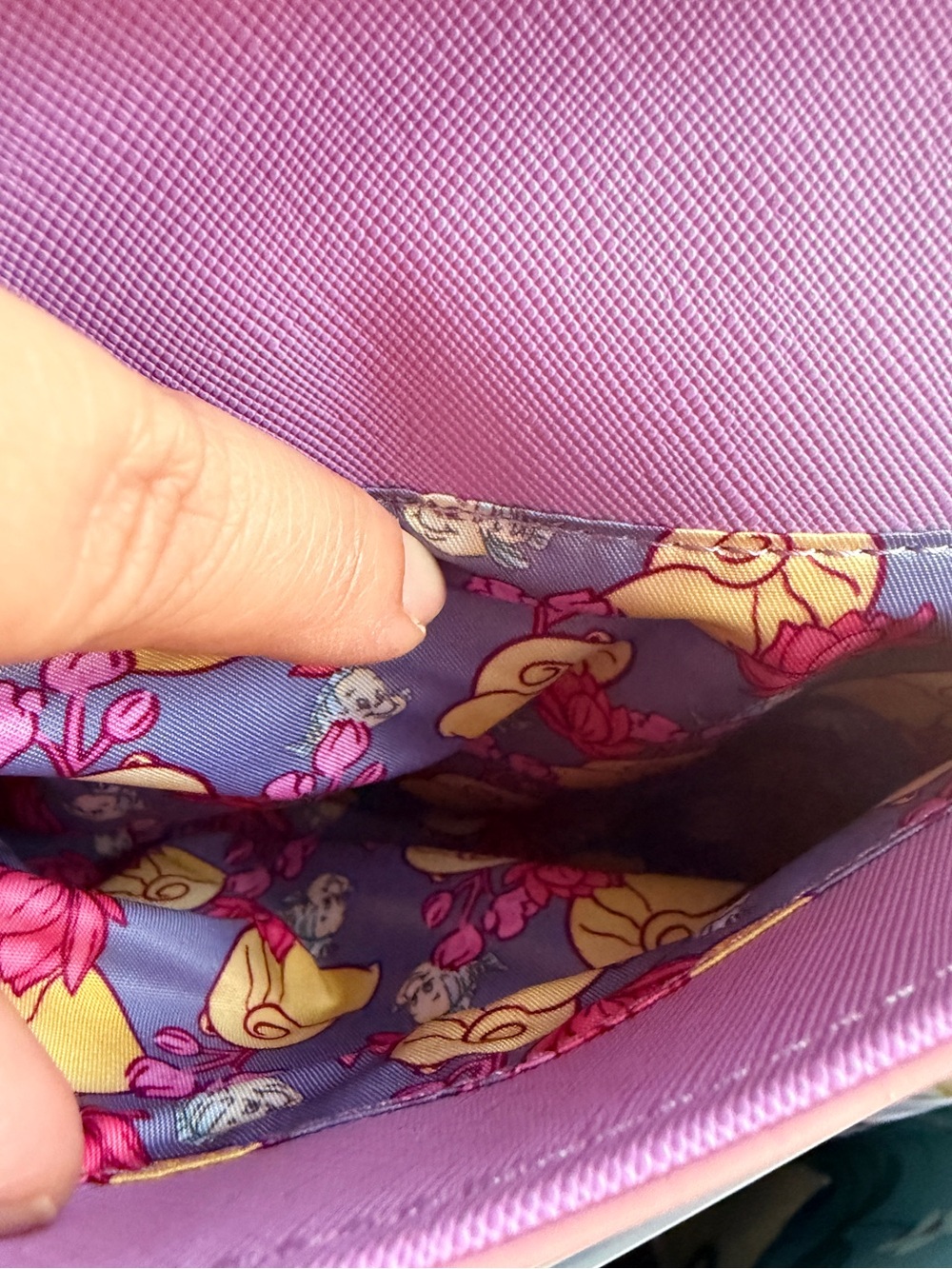 Loungefly Disney Ursula Crossbody Bag - Picture 9 of 10
